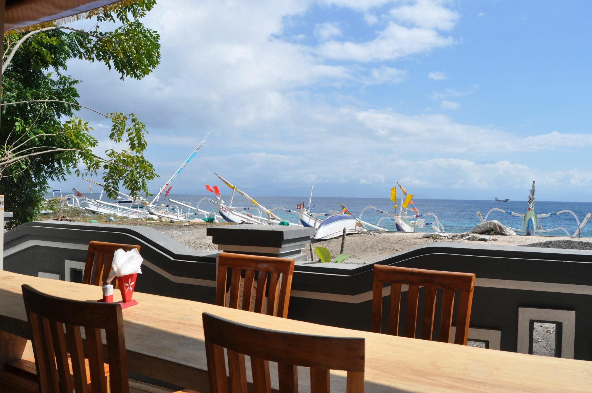 Deva Devi Beach Inn Luxury Batununggul Екстериор снимка
